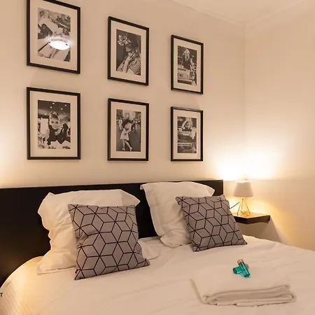 Apartment Frontaal Zeezicht 